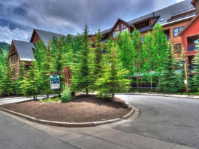 3 Bedroom Mountain View Condo In River Run Village Just 75 Yards From The Summit Express Gondola